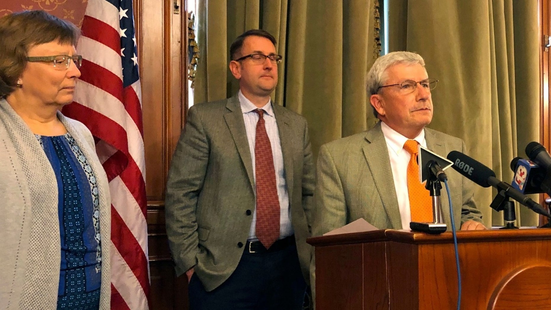 Andy McKean, right, the oldest Republican in the Iowa legislature announced Tuesday that he would become a Democrat, saying he did not want to stay in a party led by President Trump.