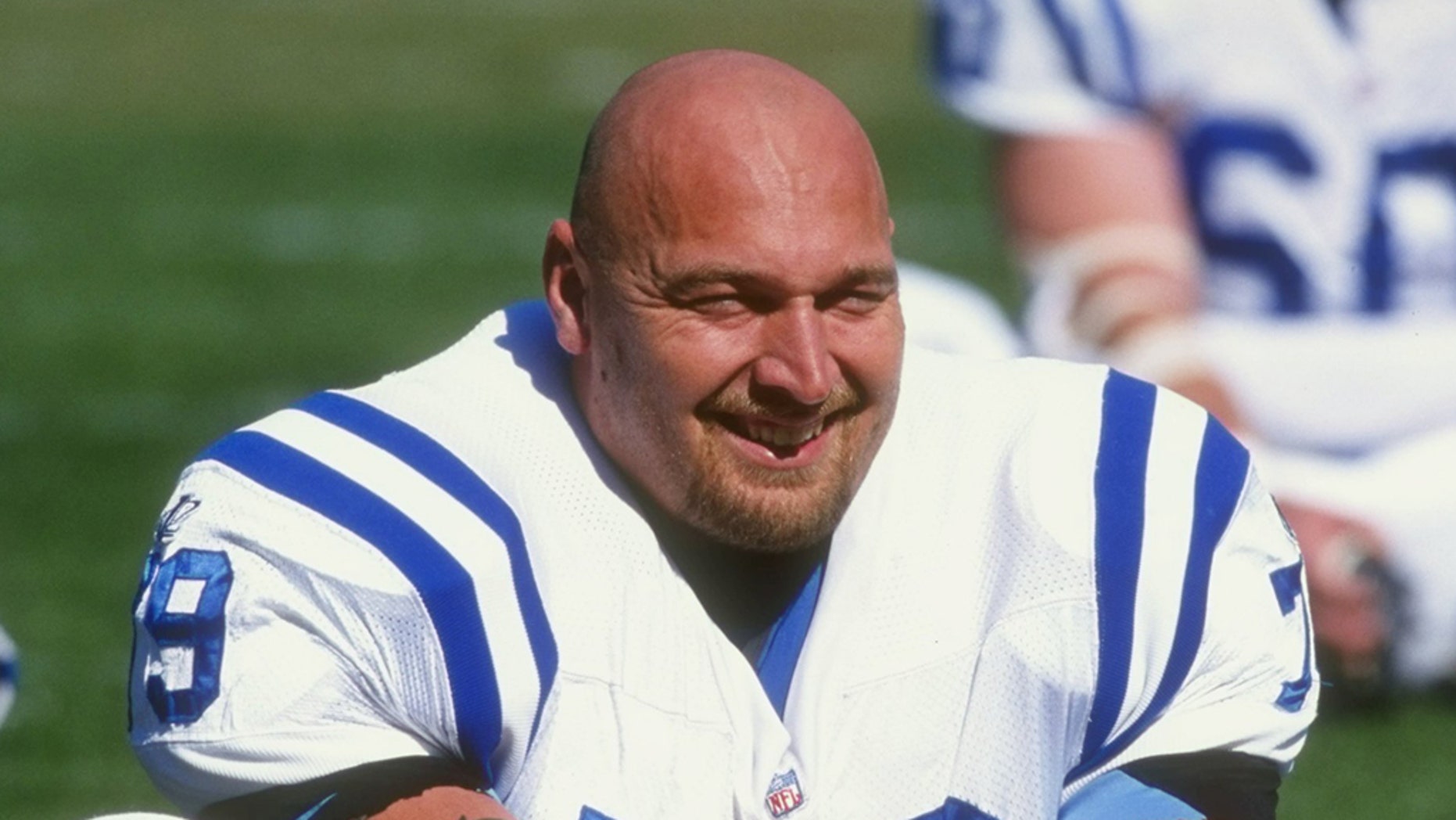 Tony Mandarich closed his career with the Colts of Indianapolis. (Tom Hauck / Allsport)