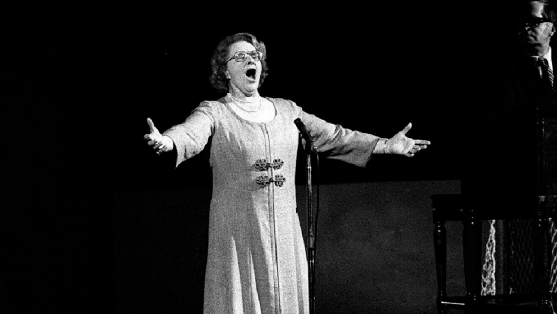 The New York Yankees have suspended the use of Kate Smith's recording 
