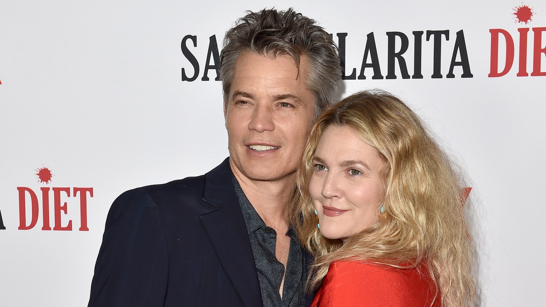 Actors Timothy Olyphant and Drew Barrymore attend the season 2 premiere of Netflix's "Santa Clarita Diet"