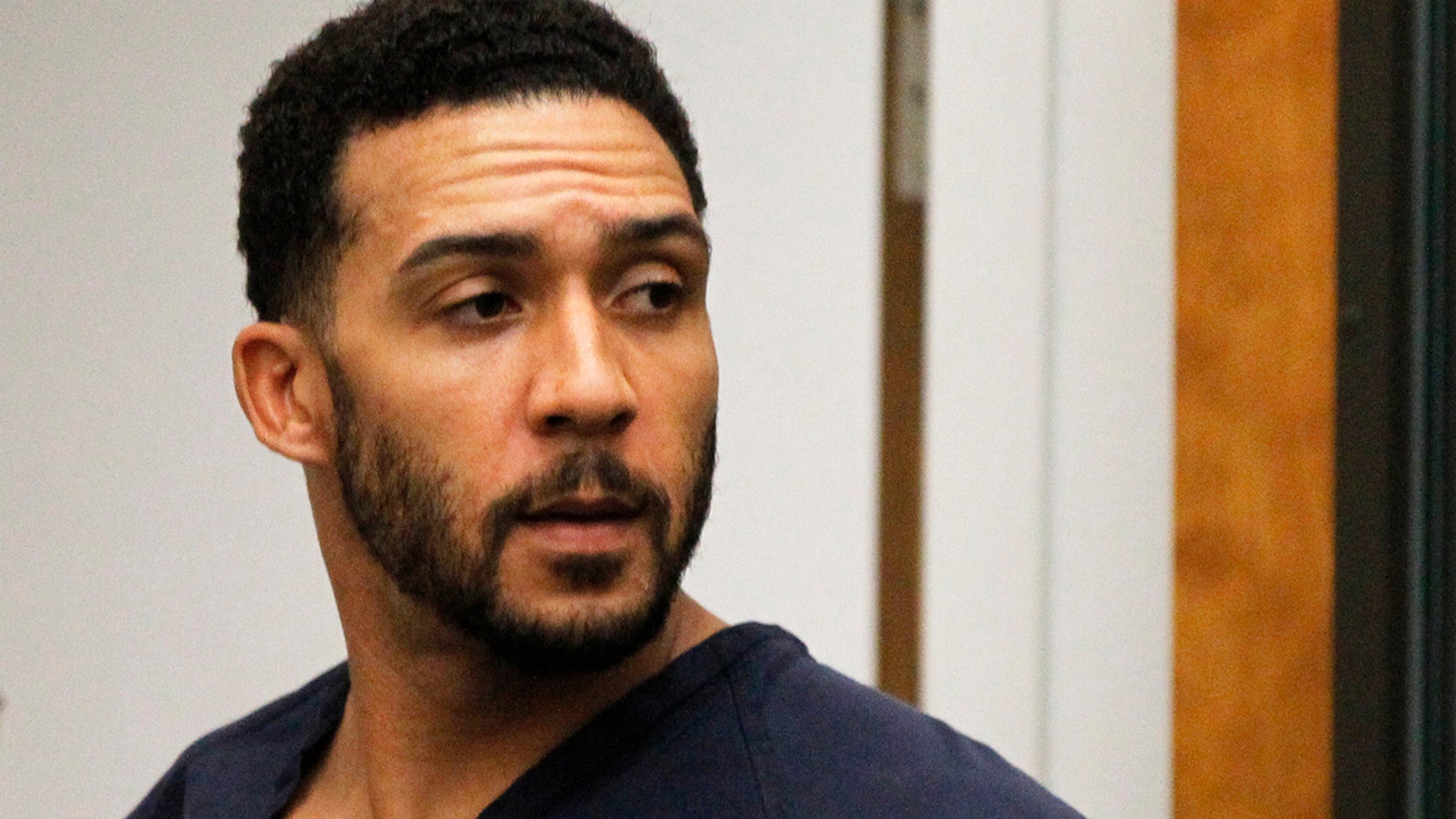 A California jury that sentenced ex-NFL player Kellen Winslow Jr. to rape a 58-year-old homeless woman failed to break the stalemate with eight other leaders on Tuesday. , and a judge declared a cassation lawsuit. (Hayne Palmour / San Diego Tribune Union via AP, Pool, File)