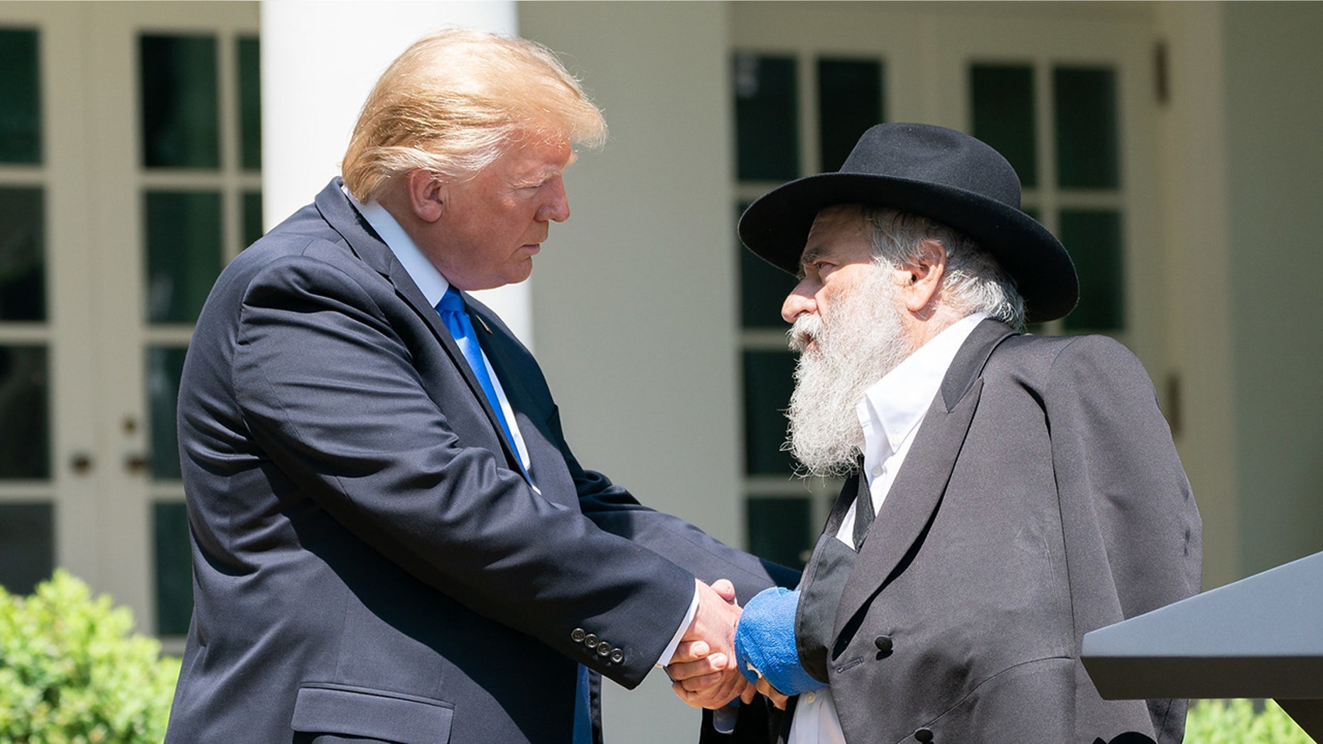 President Trump meets with Rabbi Yisroel Goldstein of the Chabad of Poway Synagogue at the White House, May 2, 2019.<br>
(White House photo)