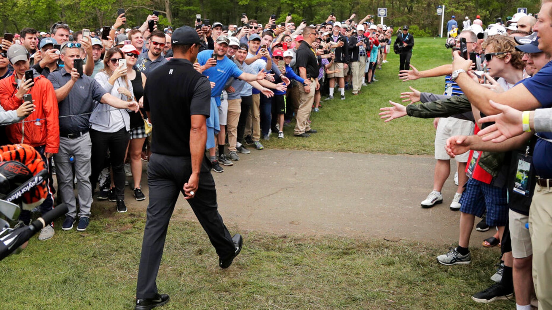 Tiger Woods during the second round of the PGA Championship Golf Tournament, 2019 On Friday, May 17, he goes to the 8th Bethpage Black tournament Farmingdale, NY (AP Photo / Julio Cortez)