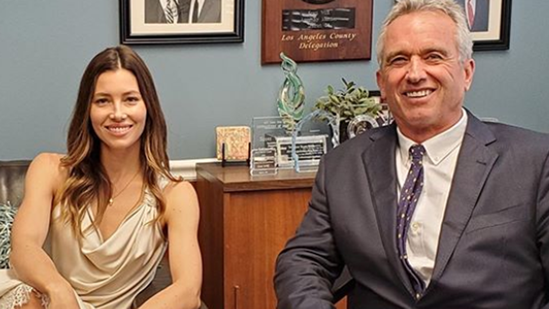Jessica Biel poses with Robert F. Kennedy Jr. during her visit to California State Capitol (photo: Instagram)