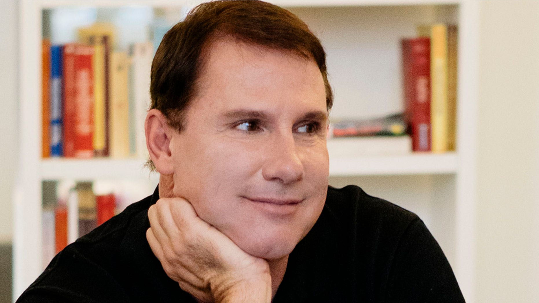 American romance novelist, screenwriter and producer Nicholas Sparks apologized for allegedly opposing an LGBTQ group at his Christian school in 2013.