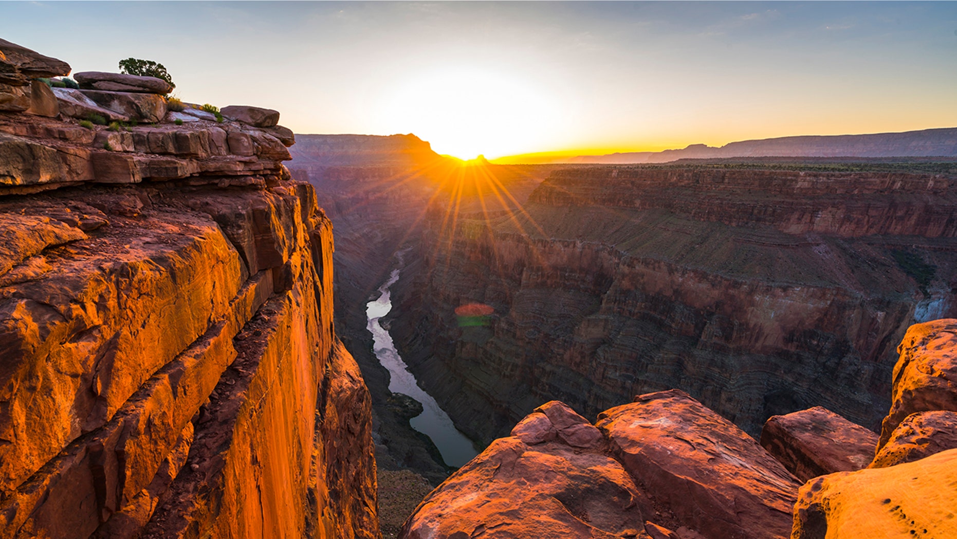 A British man, 55, died after a skydiving crash near Grand Canyon National Park, officials said. (istock)