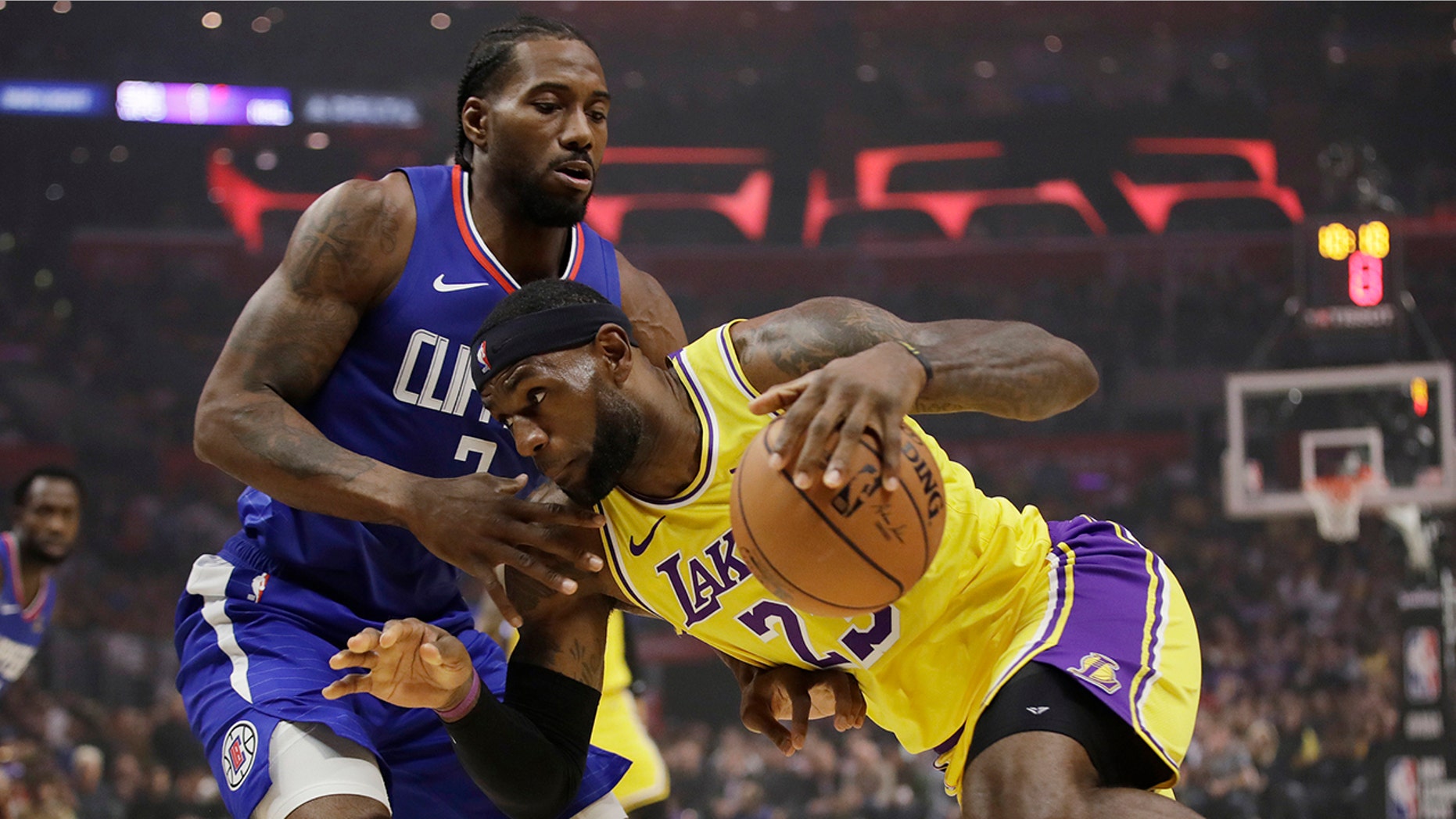 Westlake Legal Group NBA-Kawhi-LeBron Leonard leads Clippers over LeBron and Lakers 112-102 fox-news/sports/nba/los-angeles-lakers fox-news/sports/nba/los-angeles-clippers fox-news/sports/nba fnc/sports fnc c15f4ba9-054c-522a-9111-9f674af9ae64 Associated Press article