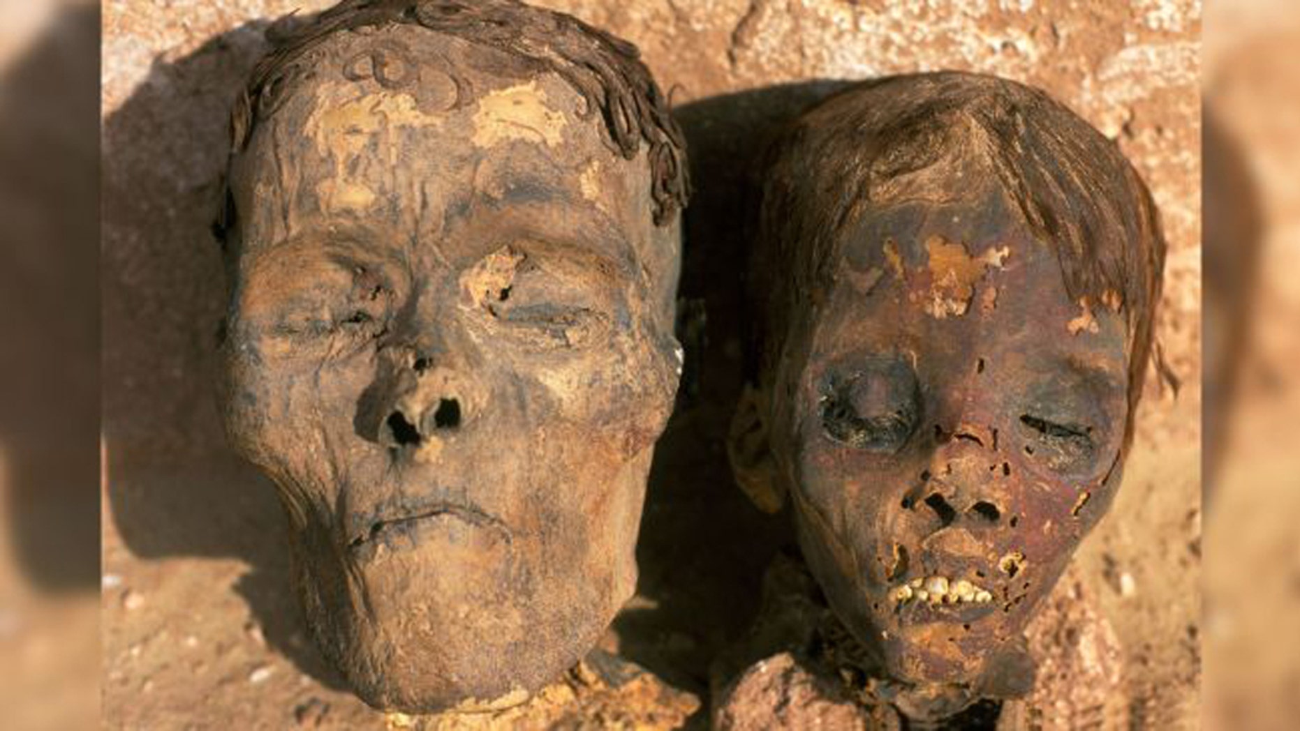 One of the mummies that provided arterial samples came from Dakhla Oasis in Egypt, as did the mummies pictured here. (Credit: Alamy)