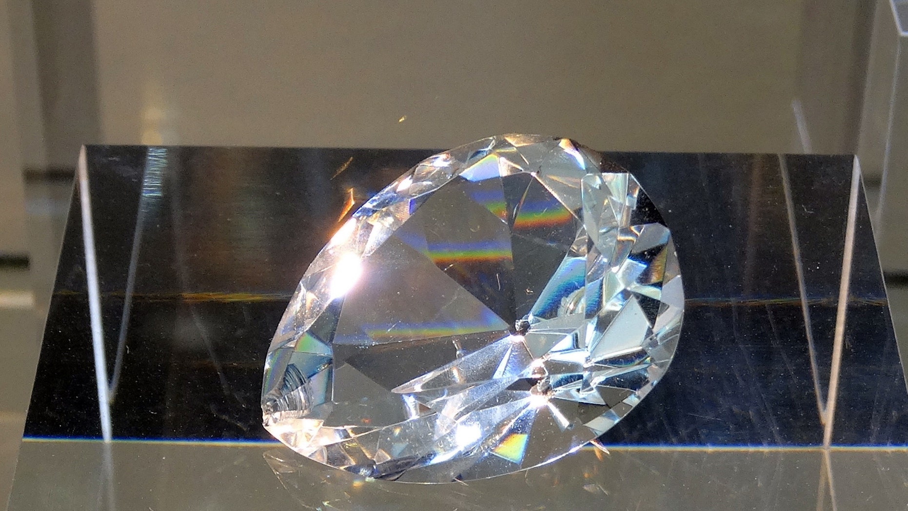 Cullinan V Diamond. A Cullinan Diamond found in South Africa and measured at 18.85 Carats. Dated 2014 - file photo.