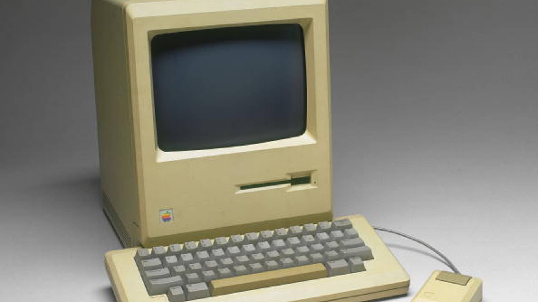 UNITED STATES - APRIL 06: Apple Macintosh computer, model M001, with keyboard and mouse. (Photo by SSPL/Getty Images)