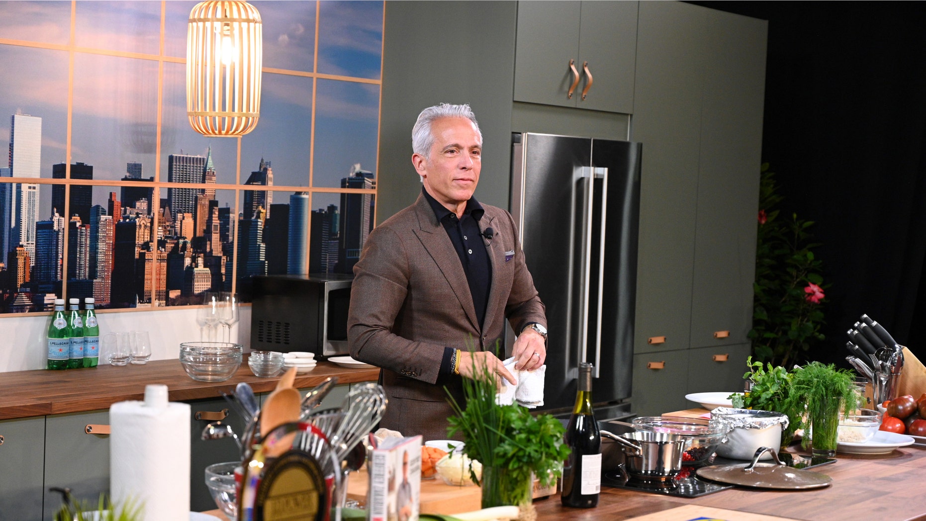 According to the Food Network star, it all comes down to ingredients.