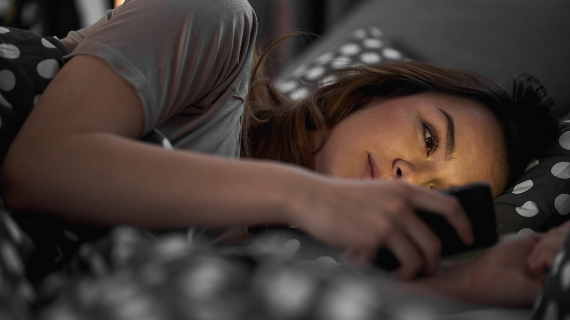 Twitter is blowing up with stories about the disturbing new dating trend.