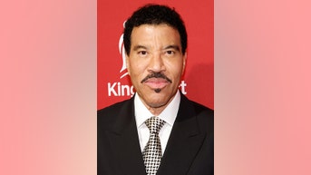 Lionel Richie HOSPITALIZED - Fox News