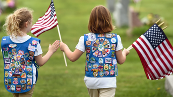 Girl Scouts rival boasts it never obscures its beliefs after Muslim badge backlash - Fox News