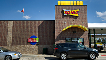 Sonic dice que una ventaja que lleva tiempo manteniendo podría dar sus frutos ahora que se recrudece la guerra de las bebidas en el sector de la comida rápida - Fox News