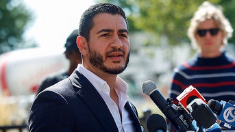 El-Sayed blindsided by student over Iran in tense exchange: ‘Do you stand with us?’ - Fox News