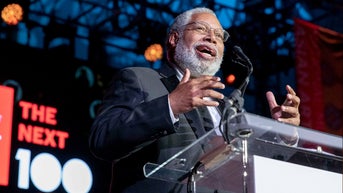 Smithsonian leader Lonnie Bunch stepping down amid fight over museum direction - Fox News