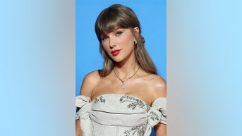 Taylor Swift STEALS spotlight - Fox News