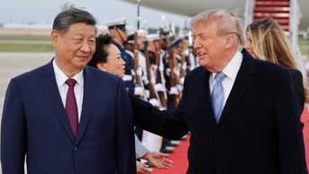 Trump breaks 64-year presidential precedent as Xi arrives in US - Fox News