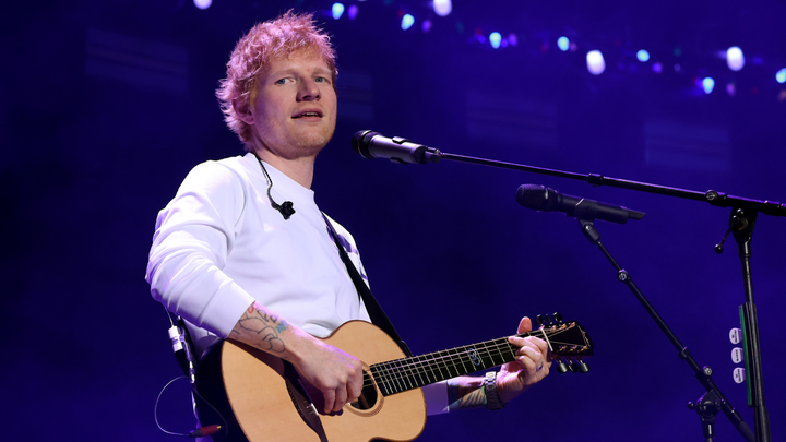 Ed Sheeran delivers emotional apology as Macklemore backlash rocks his tour - Fox News