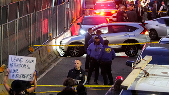 ICE Agentes implicados en un tiroteo en el Bronx que ha dejado a una persona ingresada en el hospital, según la policía - Fox News