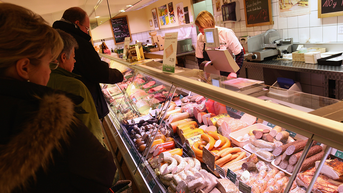 Specific amount of deli meat associated with higher dementia risk in new review - Fox News