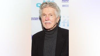 'Top Gun' star Tom Skerritt dead at 93 - Fox News