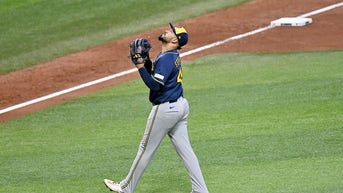 pitcher walking off - Fox News