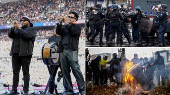 National anthem draws mixed reviews ahead of NFL Paris game as riots rage nearby - Fox News