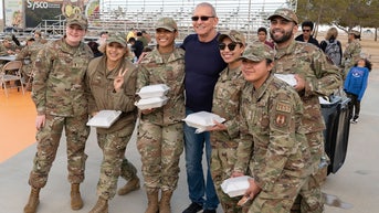 Celebrity chef says military-inspired secret is key to keeping families together - Fox News