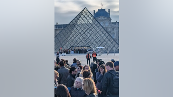 LOUVRE turns away tourists amid violence - Fox News