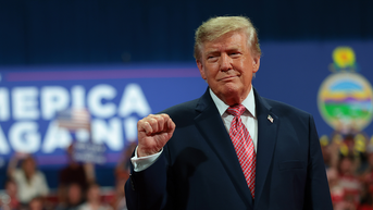 Trump adds Kansas, Iowa rallies back to schedule ahead of Election Day - Fox News