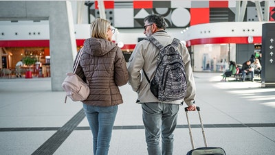 Social media erupts over relationship etiquette after boyfriend takes flight upgrade - Fox News
