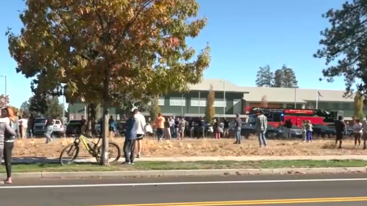 Suspected shooter killed inside Oregon elementary school, victims include children - Fox News