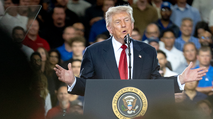 WATCH LIVE: Trump ramps up midterm campaign push with Oklahoma rally - Fox News