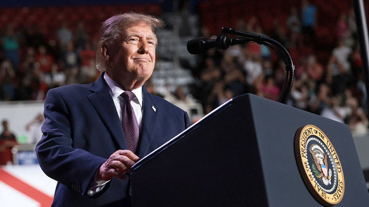 President Donald Trump speaks at midterm rally in Mobile, Alabama - Fox News