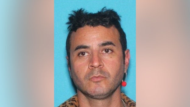 Man who allegedly texted Guthries demanding bitcoin released on bond