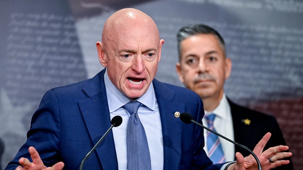 Mark Kelly to attend SOTU amid court fight with Pentagon, says Trump won't 'intimidate' him