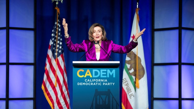 Trump mocks Pelosi while calling for passage of 'Stop Insider Trading Act'