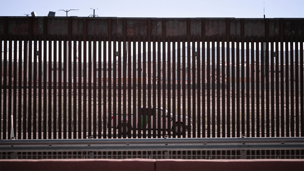 Trump touts zero illegal border crossings in nine months