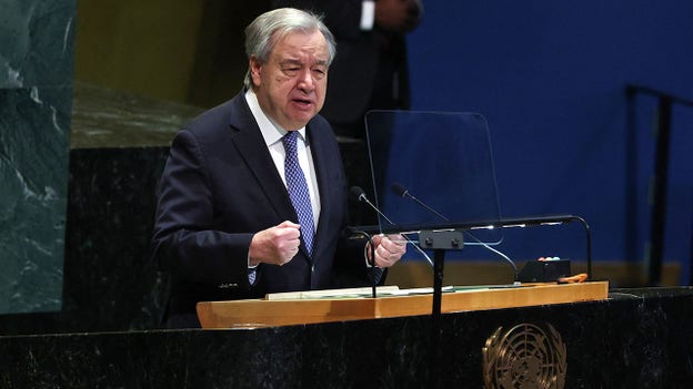 Tổng thư ký Liên hợp quốc kêu gọi tất cả các bên 'tôn trọng luật pháp quốc tế' trong cuộc xung đột Iran.