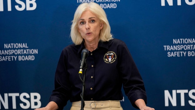 LaGuardia crash black boxes intact as probe zeroes in on final seconds