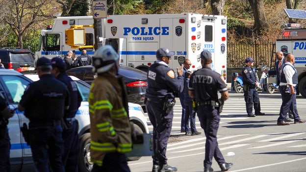 Device found near Gracie Mansion deemed non-hazardous, NYPD says