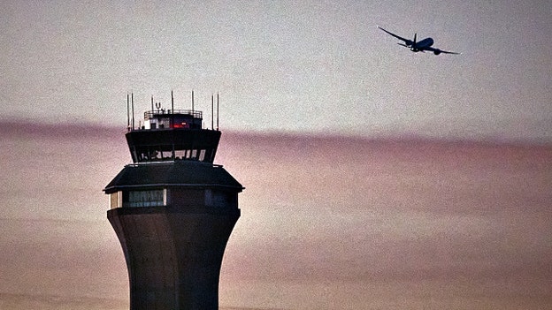 Control tower evacuation at Newark airport forces temporary ground stop