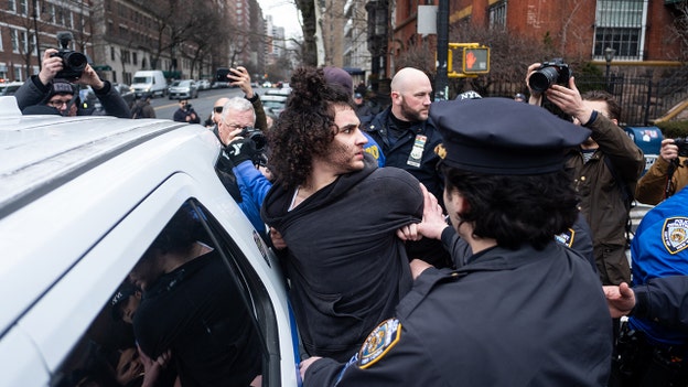 NYC council member calls for ‘more police on our streets’ after suspected terror attack