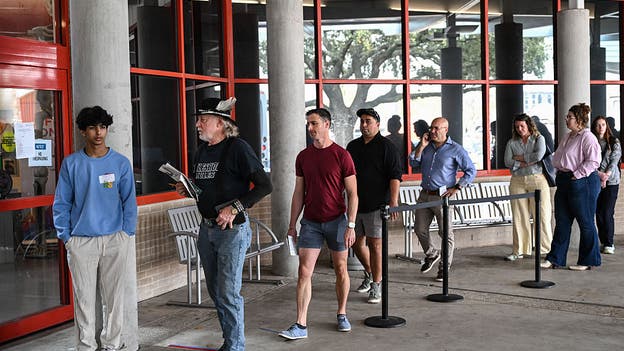 Texas judge extends Dallas voting hours after Dems allege ‘mass confusion’ in heated Senate primary