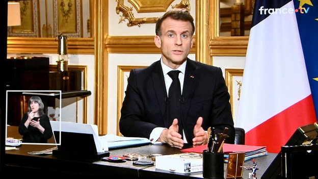 Ο Μακρόν διέταξε το γαλλικό αεροπλανοφόρο να πλοηγηθεί στη Μεσόγειο καθώς ο πόλεμος στη Μέση Ανατολή κλιμακώνεται