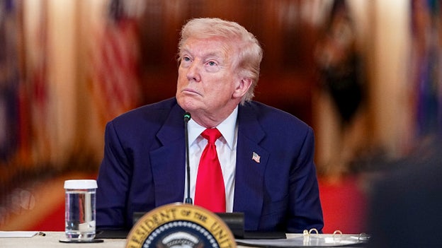 Trump mocks Iran's apology to neighboring countries: 'Loser of the Middle East'