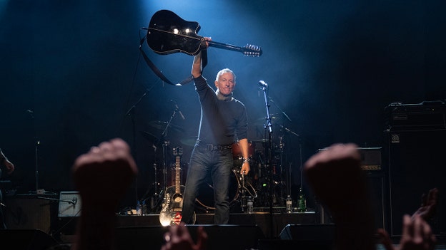 Bruce Springsteen doubles down on anti-Trump, anti-ICE stance, says 'blowback is just part of it'