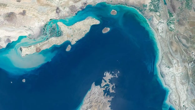 US urges allies to join new maritime coalition to protect shipping through the Strait of Hormuz